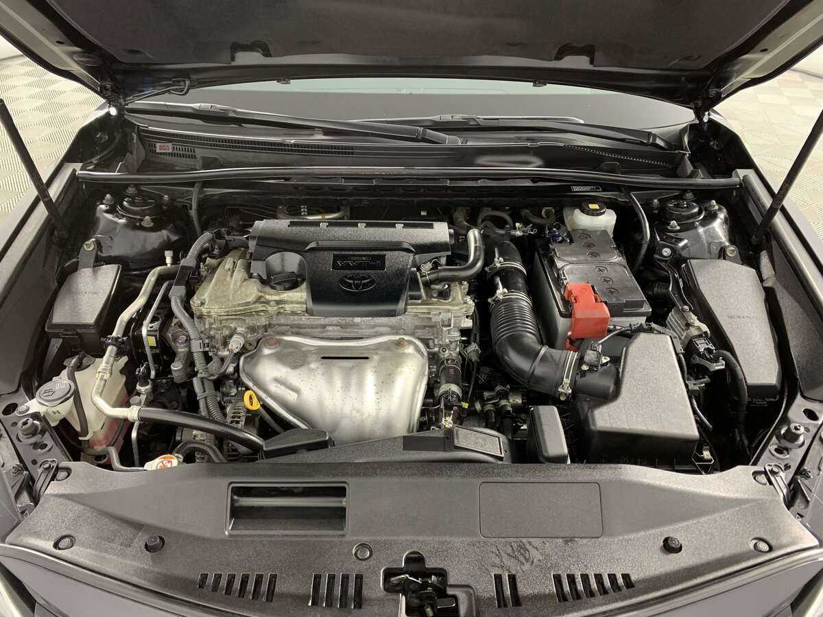 Toyota Camry с пробегом — 2019 год. Фото: #8