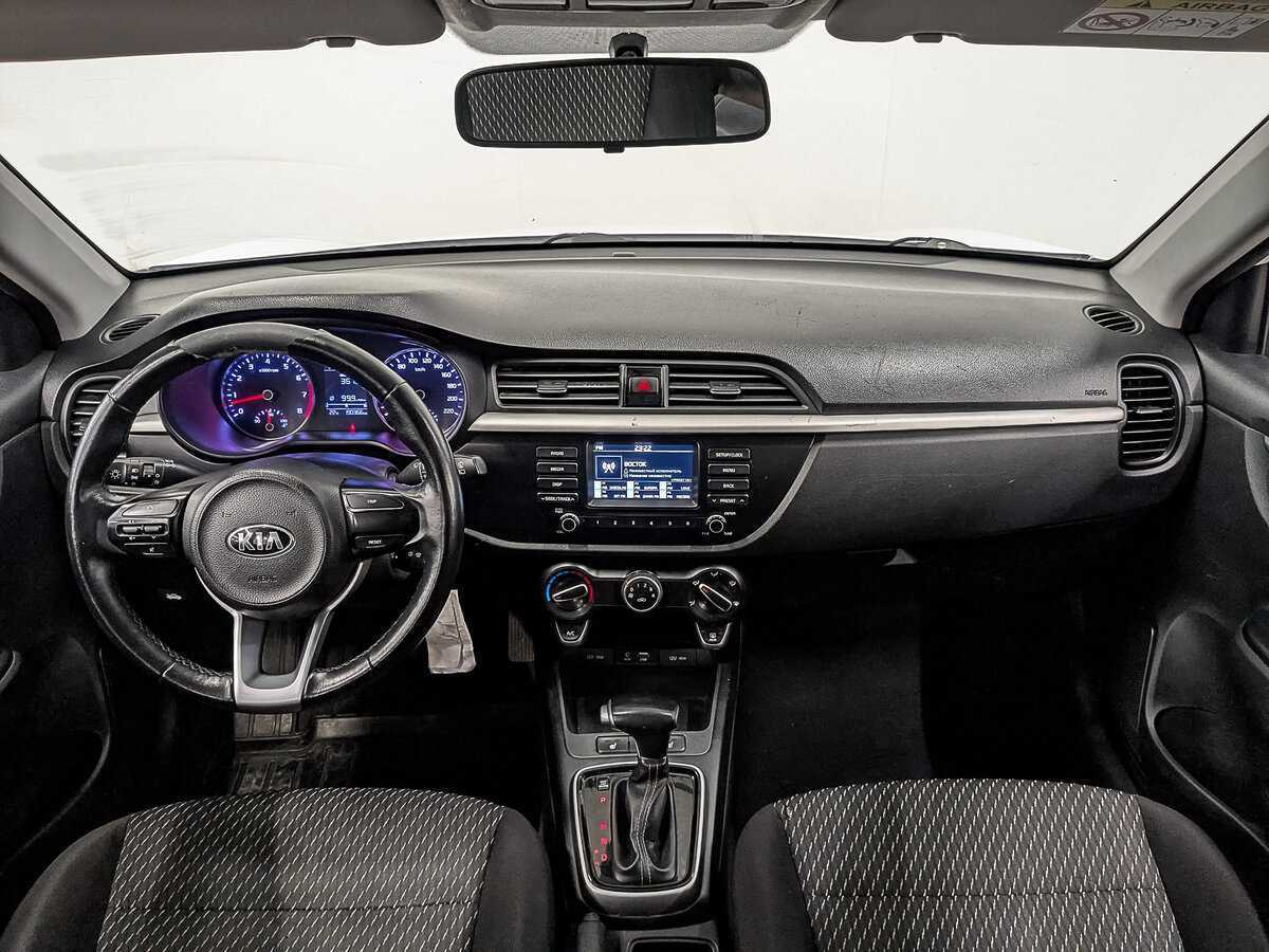 Kia Rio с пробегом — 2020 год. Фото: #10
