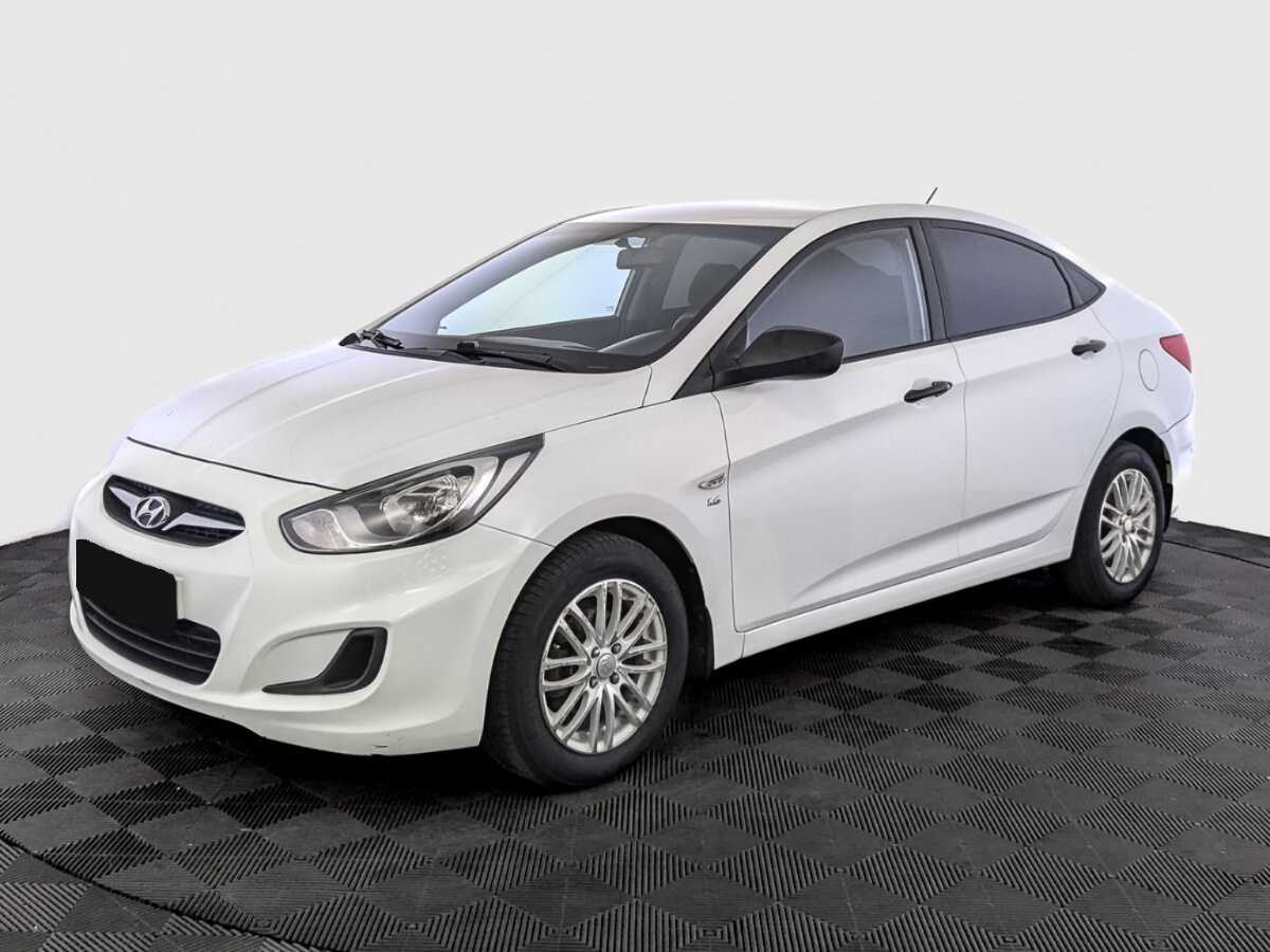 Hyundai Solaris с пробегом — 2014 год. Посмотреть фото