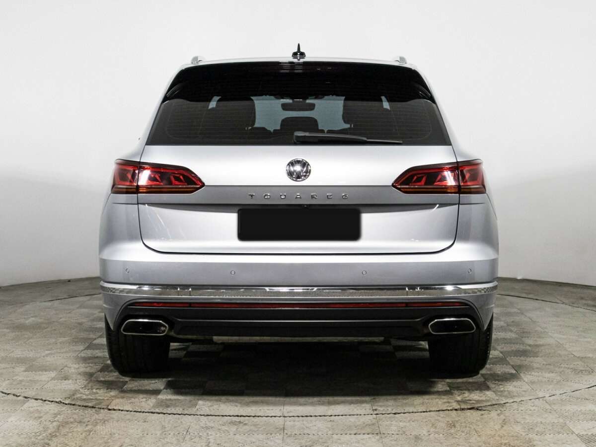 Volkswagen Touareg с пробегом — 2018 год. Фото: #5