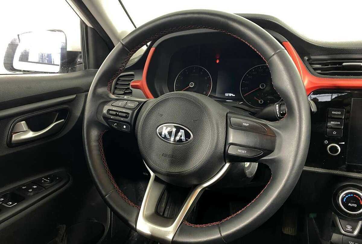 Kia Rio с пробегом — 2021 год. Фото: #8