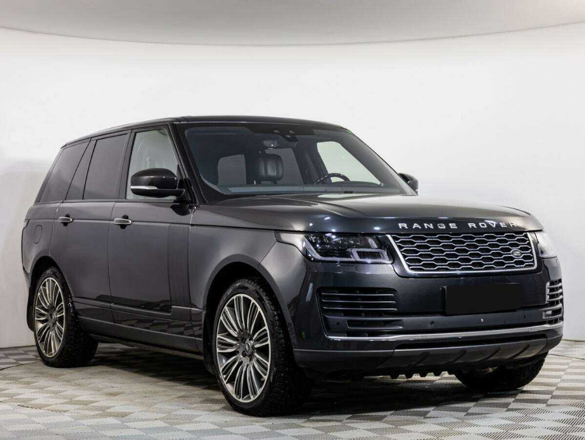 Land Rover Range Rover с пробегом — 2018 год. Фото: #1