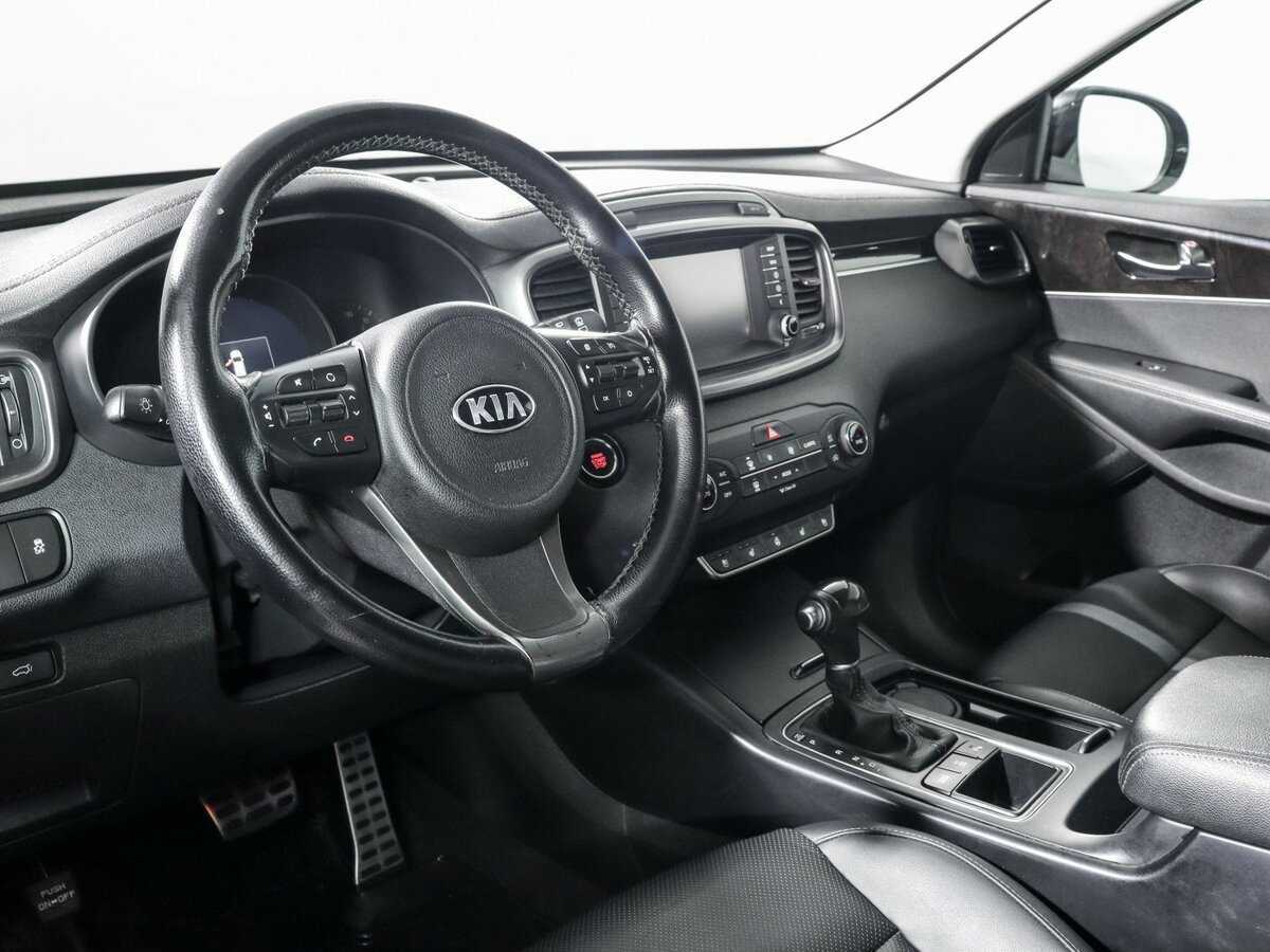 Kia Sorento с пробегом — 2017 год. Фото: #8