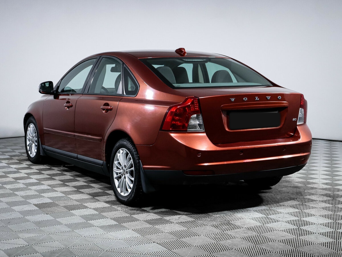 Volvo S40 с пробегом — 2010 год. Фото: #6