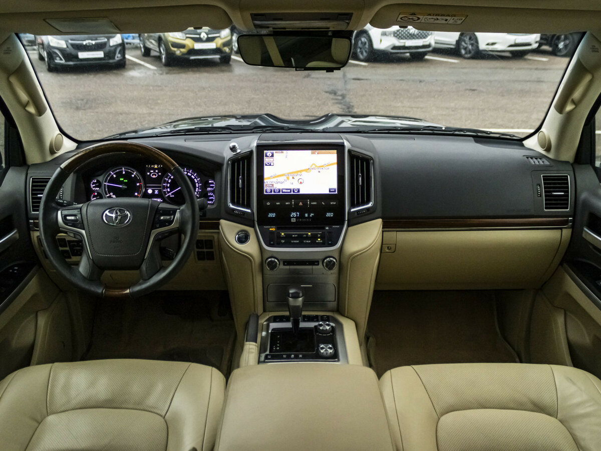Toyota Land Cruiser с пробегом — 2016 год. Фото: #13