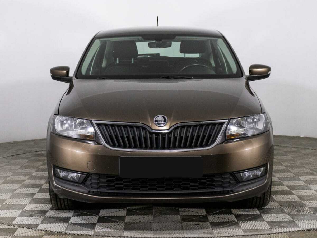 Skoda Rapid с пробегом — 2018 год. Фото: #1
