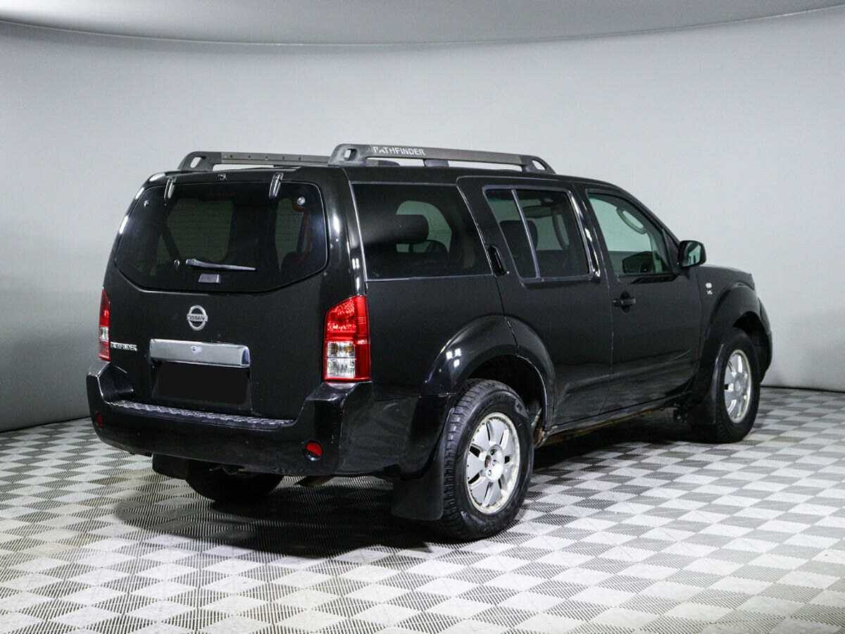 Nissan Pathfinder с пробегом — 2006 год. Фото: #4