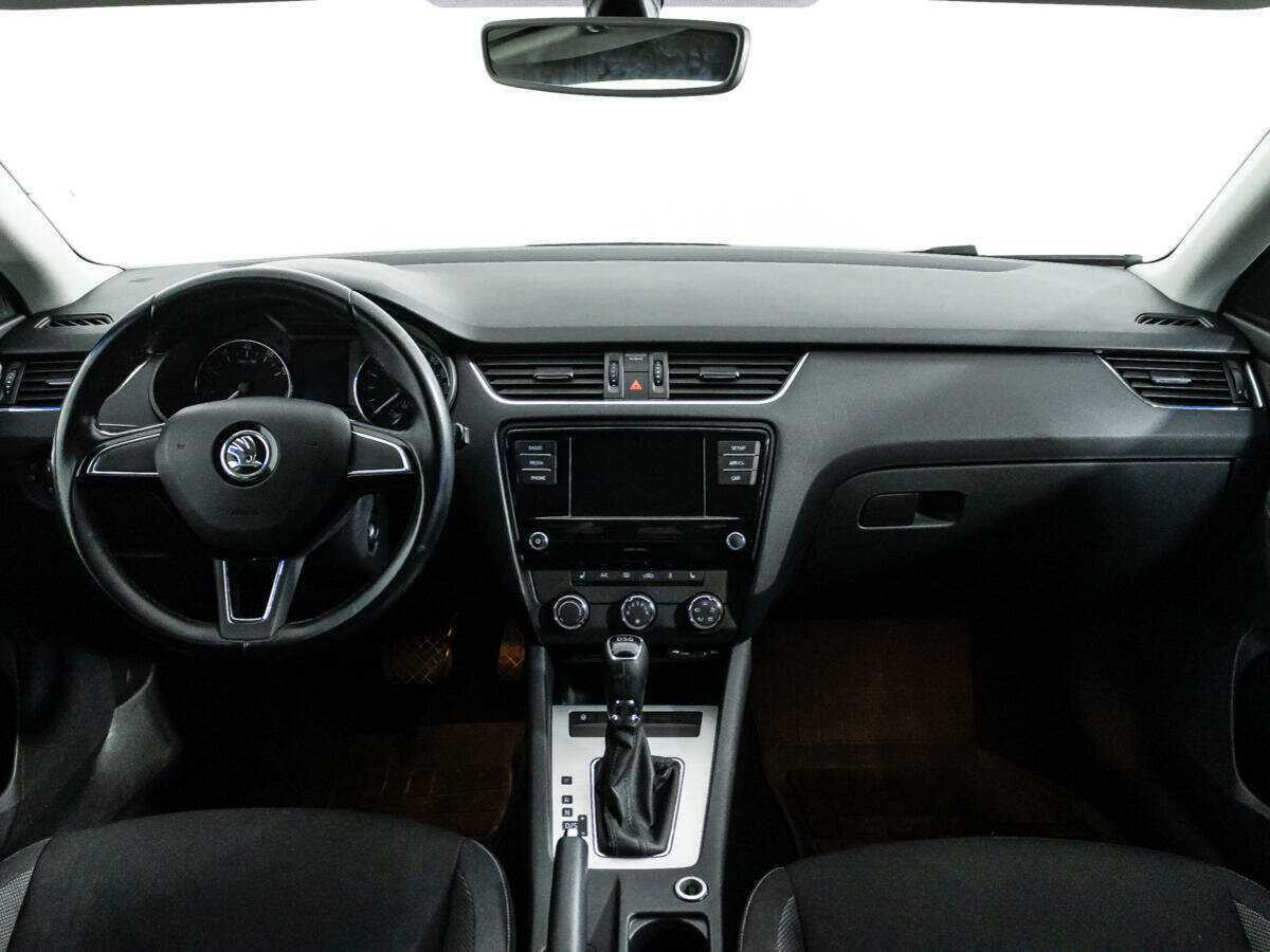 Skoda Octavia с пробегом — 2017 год. Фото: #12