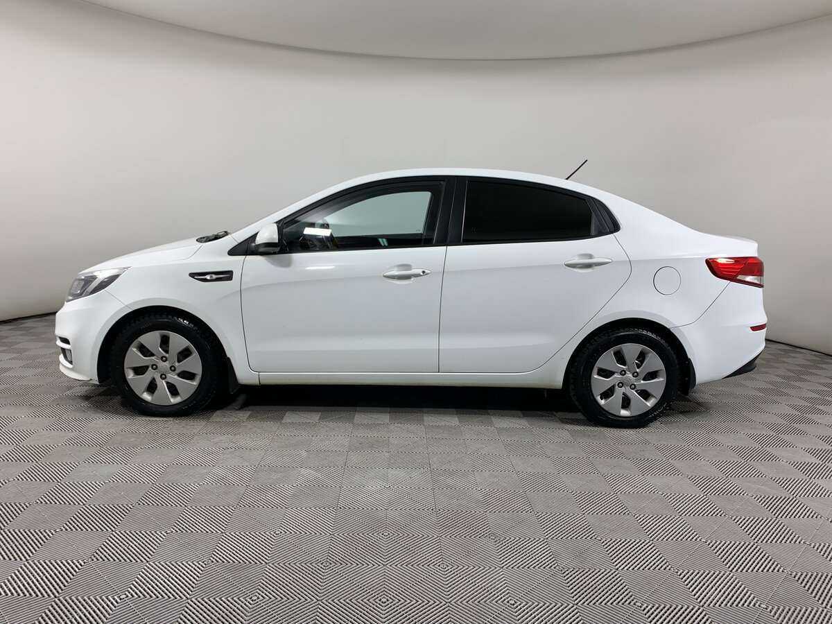 Kia Rio с пробегом — 2015 год. Фото: #7