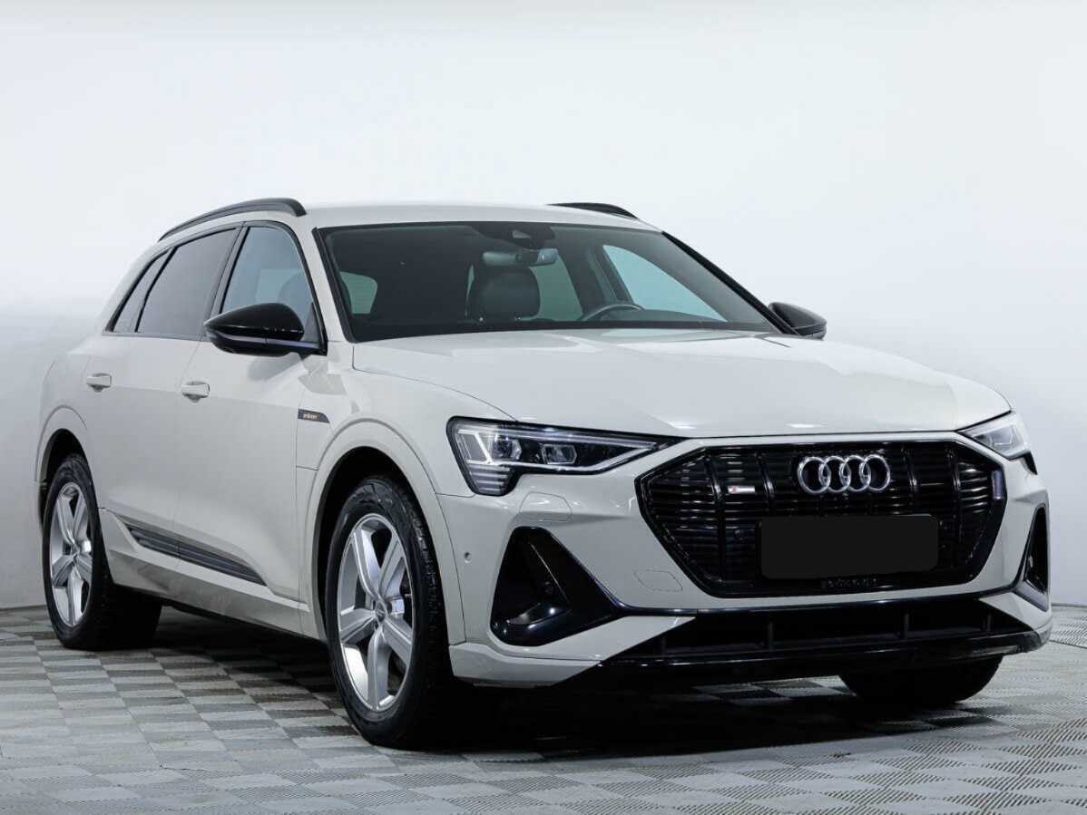 Audi e-tron с пробегом — 2021 год. Фото: #1