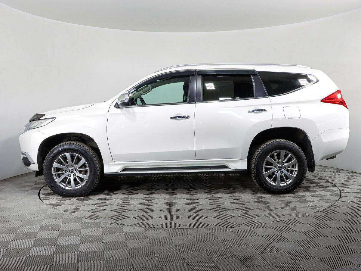 Mitsubishi Pajero Sport с пробегом — 2018 год. Фото: #7