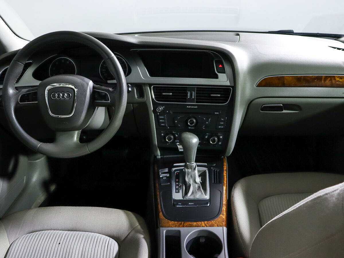 Audi A4 с пробегом — 2011 год. Фото: #9