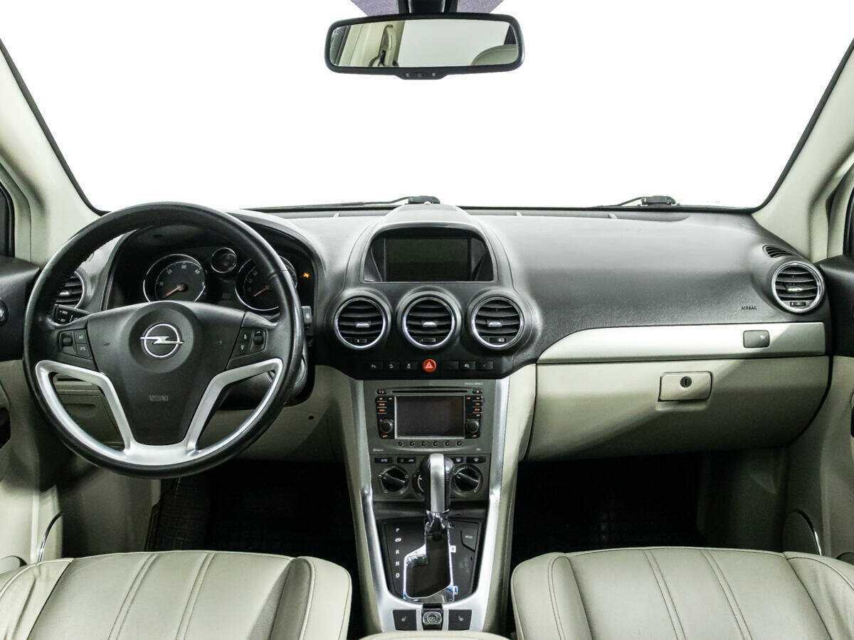 Opel Antara с пробегом — 2012 год. Фото: #12
