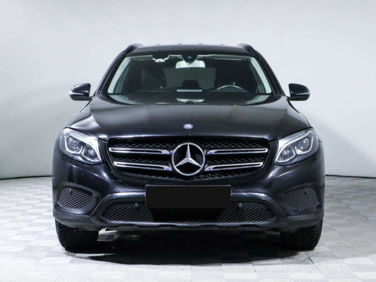 Mercedes-Benz GLC с пробегом — 2017 год. Фото: #1