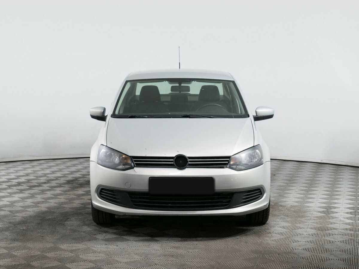 Volkswagen Polo с пробегом — 2011 год. Фото: #1