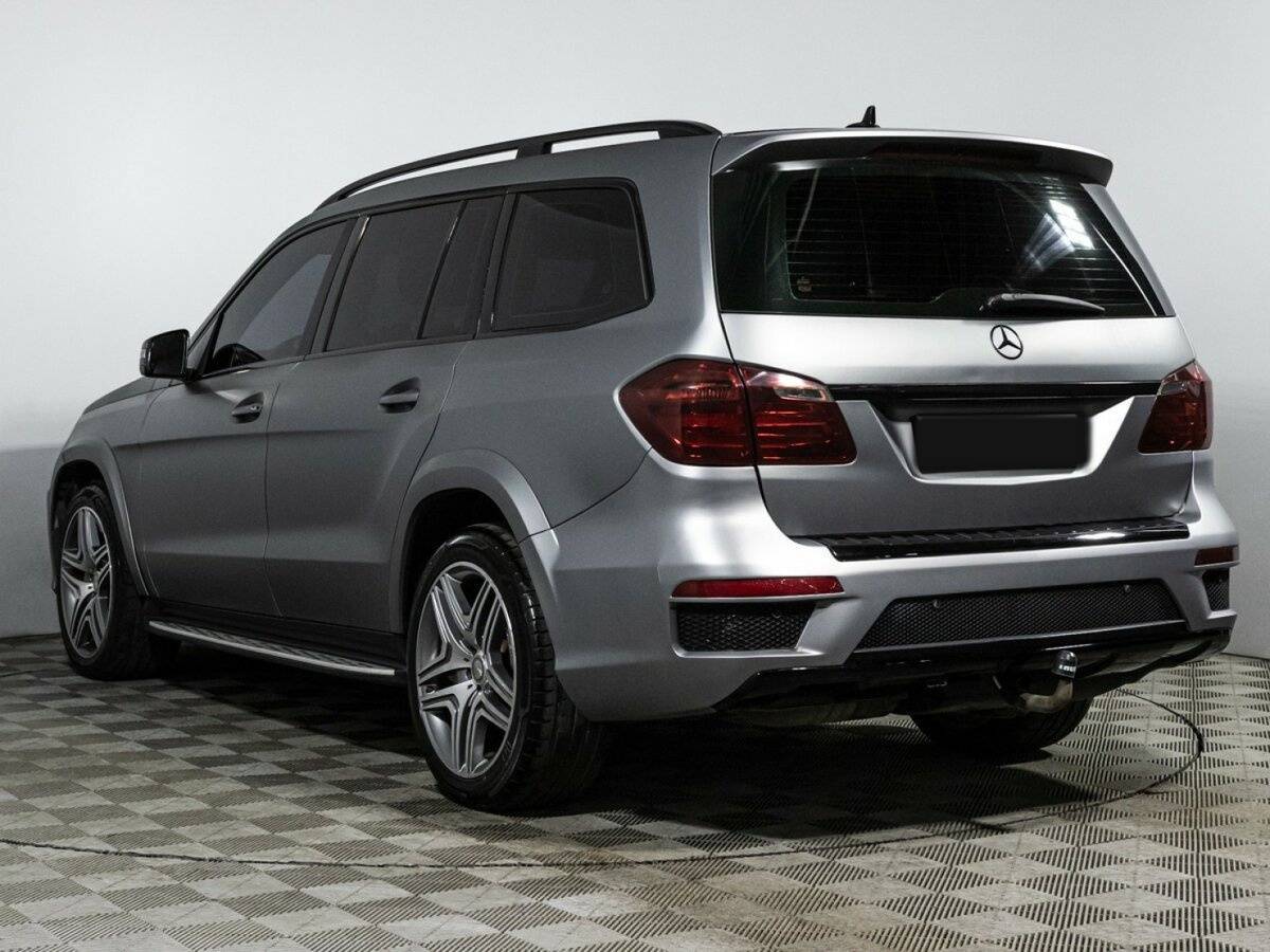 Mercedes-Benz GL-Класс с пробегом — 2015 год. Фото: #6