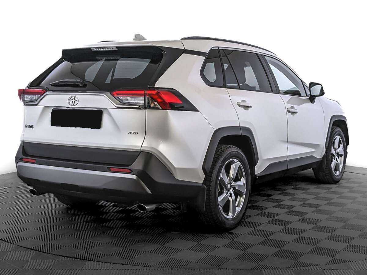 Toyota RAV4 с пробегом — 2020 год. Фото: #4