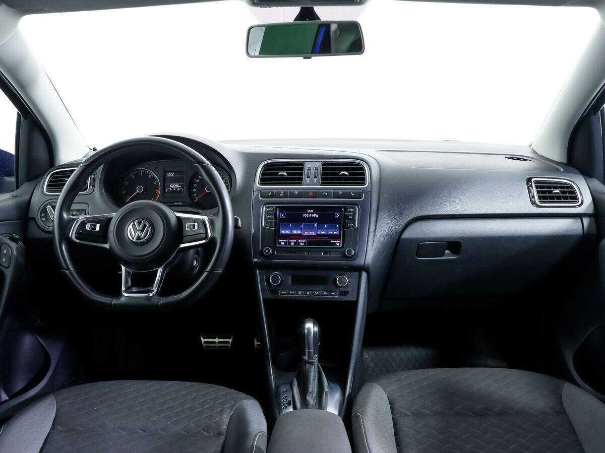 Volkswagen Polo с пробегом — 2018 год. Фото: #7