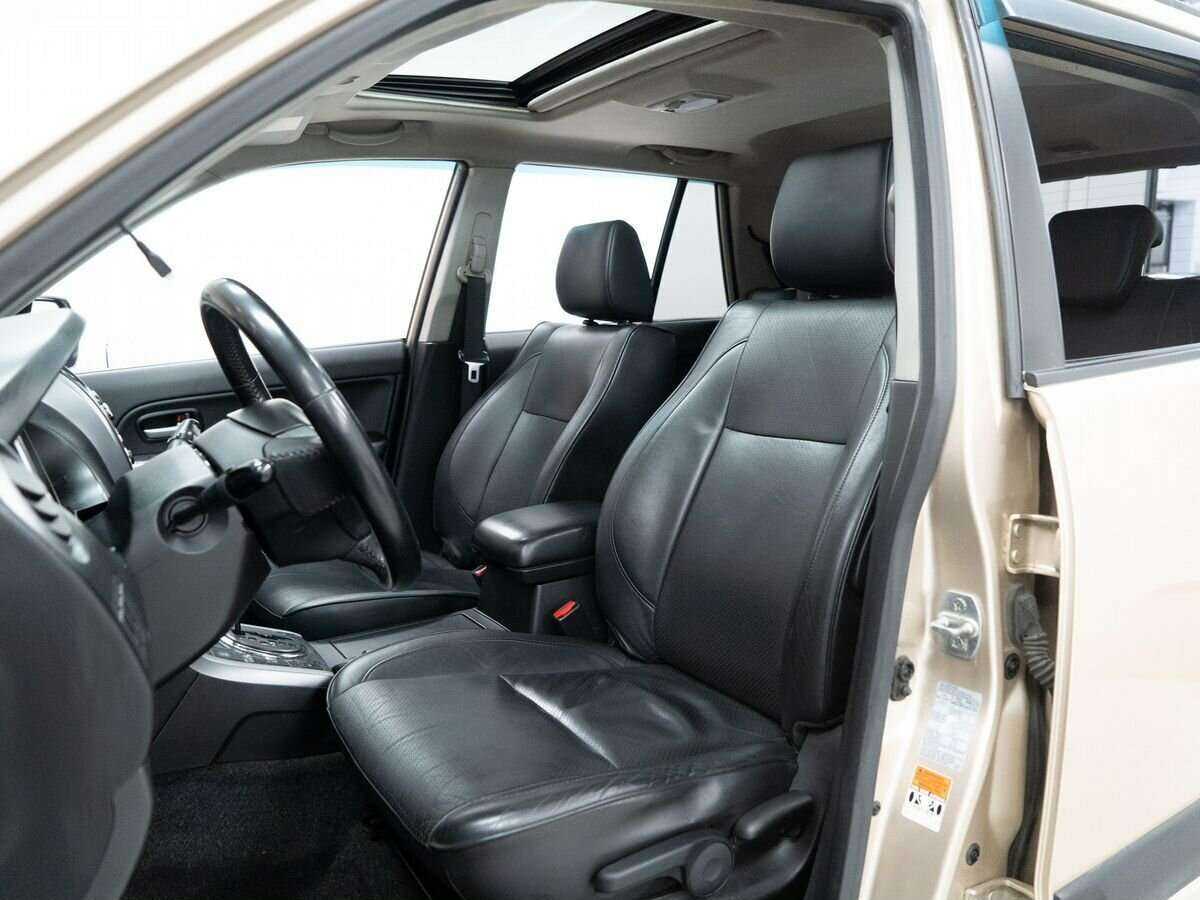 Suzuki Grand Vitara с пробегом — 2010 год. Фото: #5