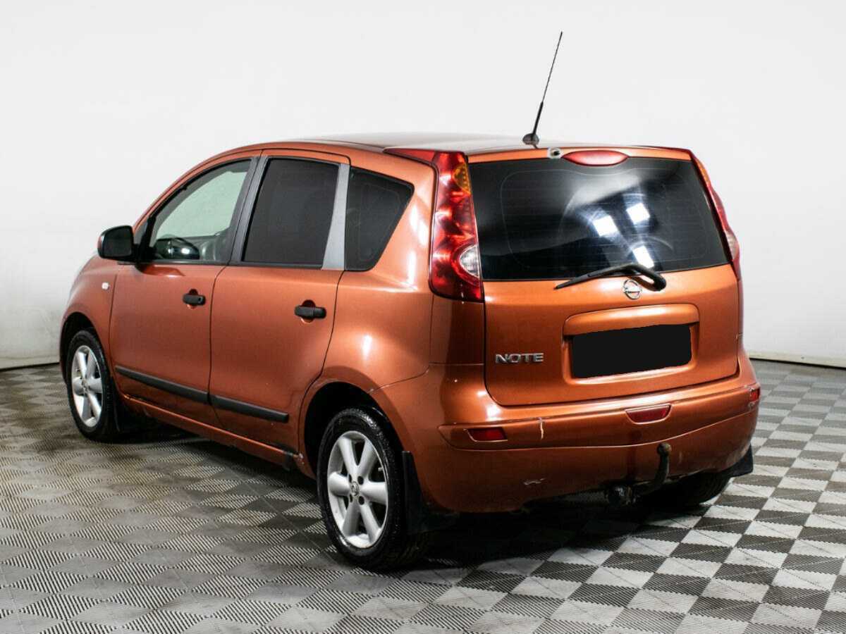 Nissan Note с пробегом — 2008 год. Фото: #5