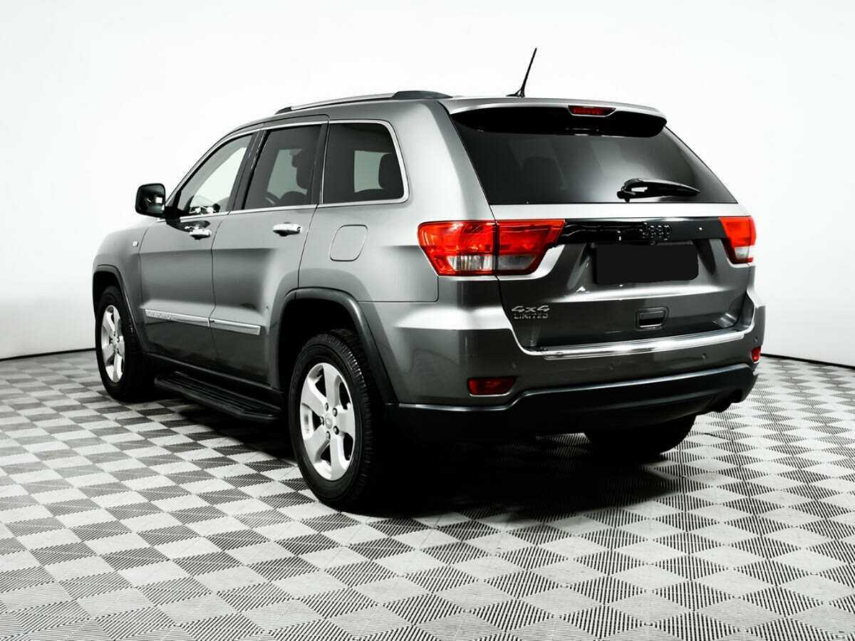 Jeep Grand Cherokee с пробегом — 2011 год. Фото: #6