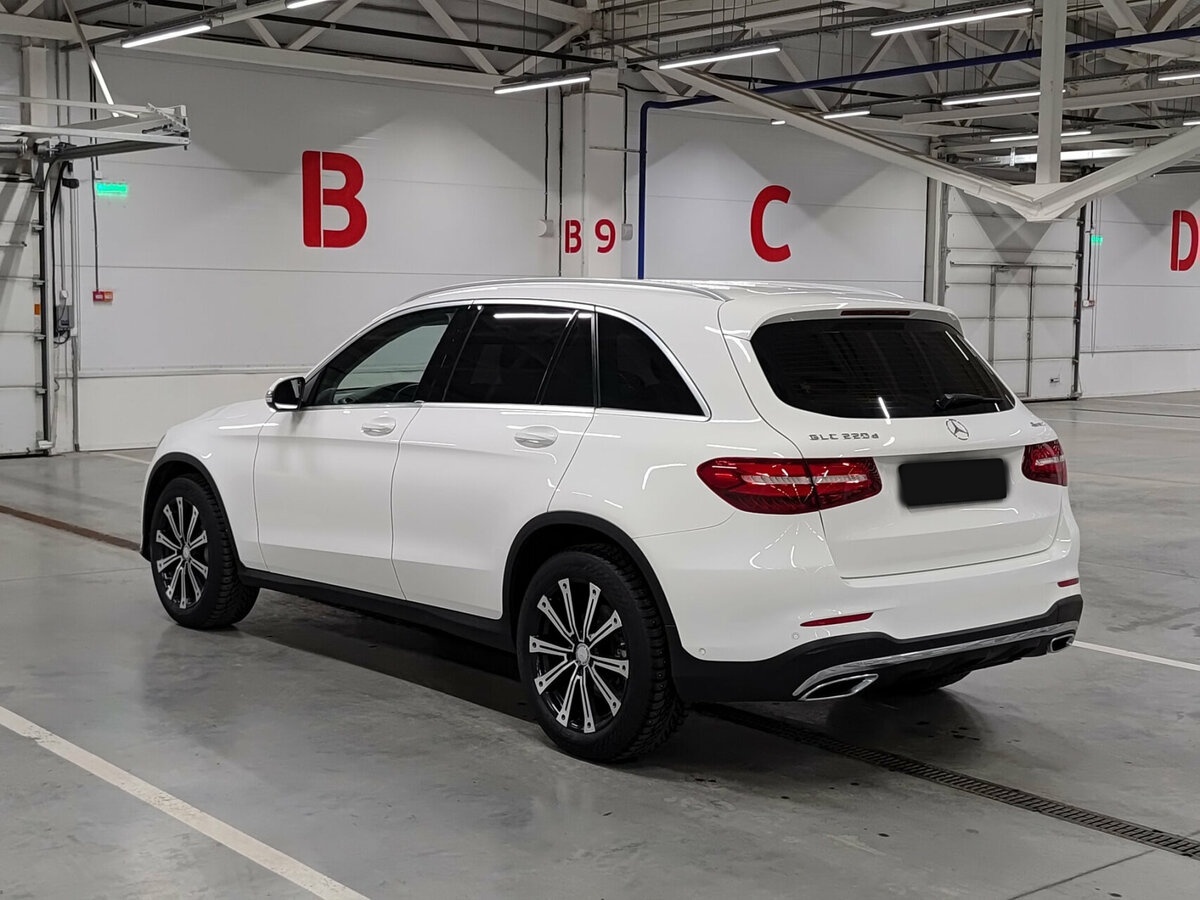 Mercedes-Benz GLC с пробегом — 2017 год. Фото: #6