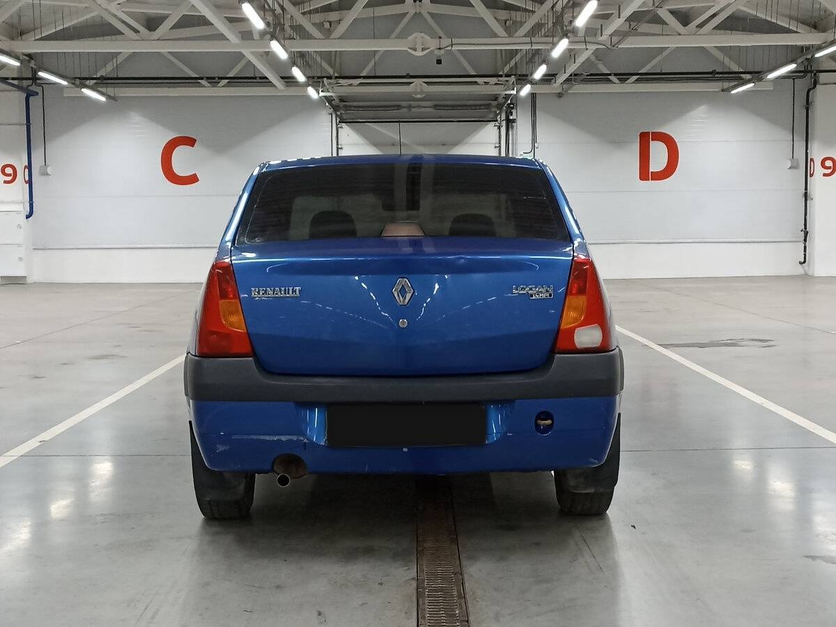 Renault Logan с пробегом — 2005 год. Фото: #5