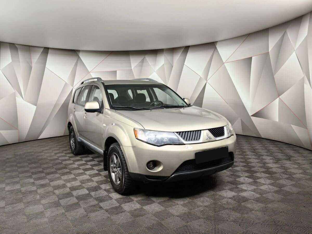 Mitsubishi Outlander с пробегом — 2008 год. Фото: #2