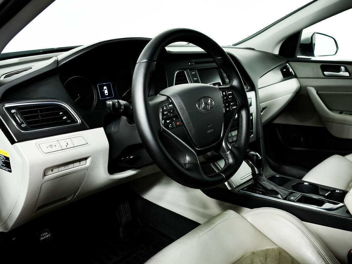 Hyundai Sonata с пробегом — 2014 год. Фото: #12