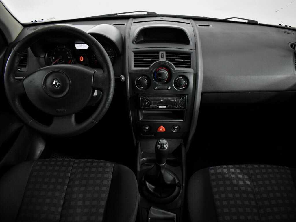 Renault Megane с пробегом — 2008 год. Фото: #13