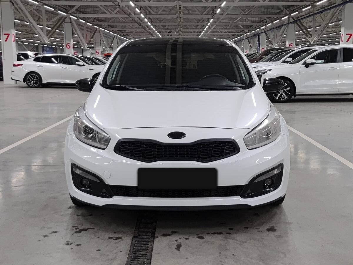 Kia Ceed с пробегом — 2018 год. Фото: #1