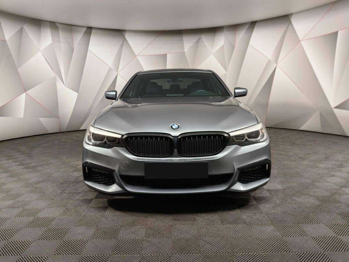 BMW 5 серии с пробегом — 2020 год. Фото: #6
