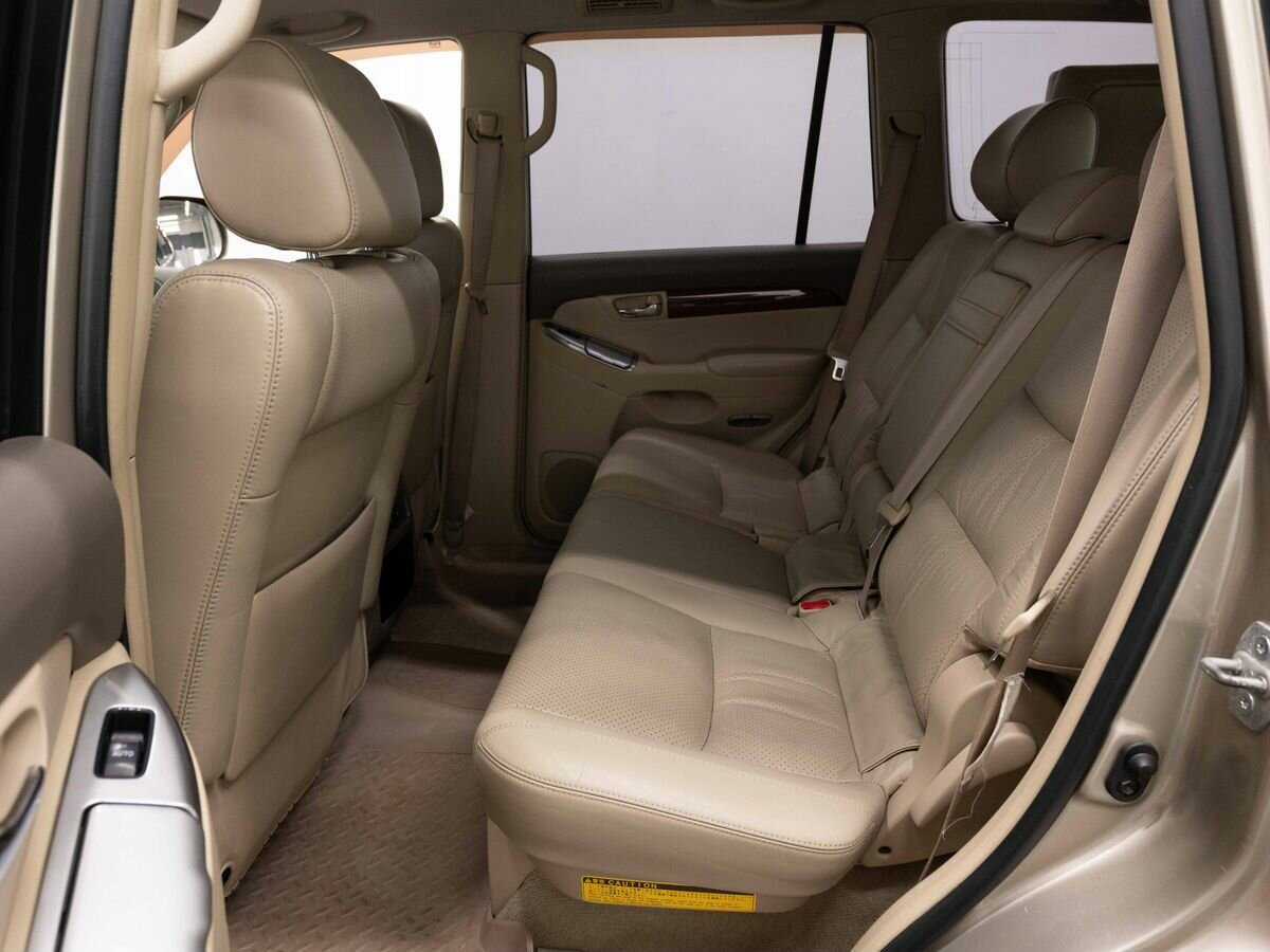 Toyota Land Cruiser Prado с пробегом — 2005 год. Фото: #8