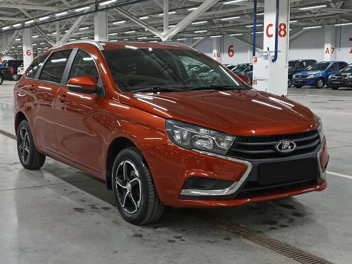 Lada (ВАЗ) Vesta с пробегом — 2020 год. Фото: #2