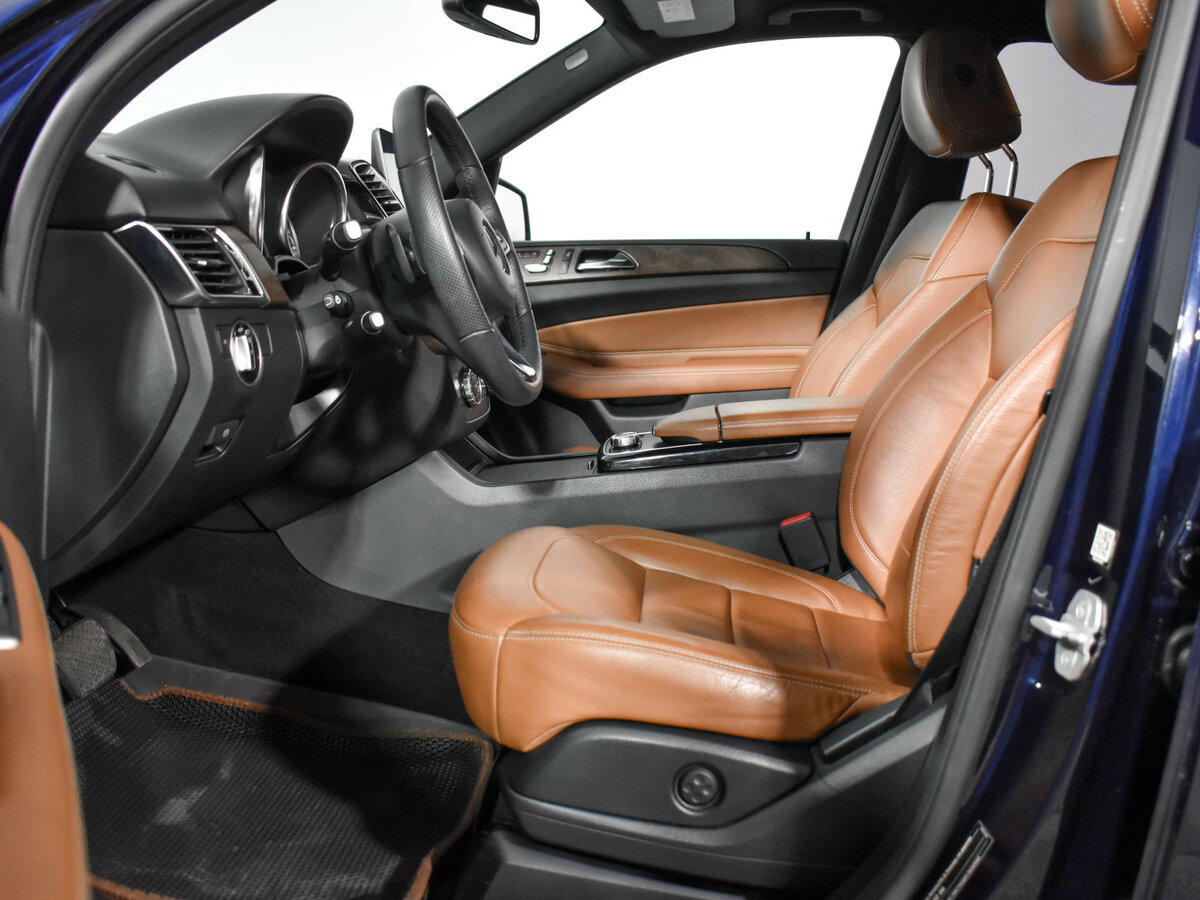 Mercedes-Benz GLE с пробегом — 2017 год. Фото: #7