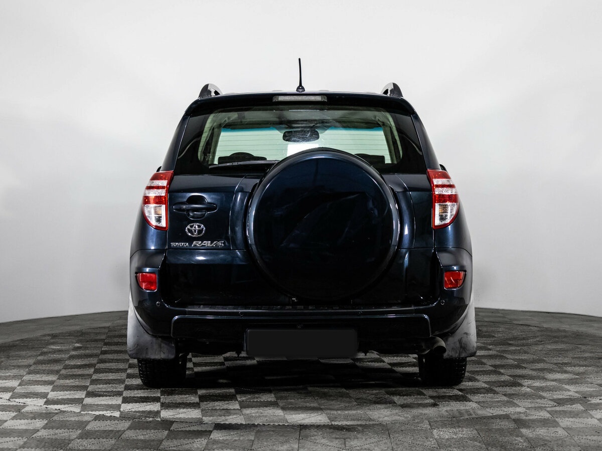 Toyota RAV4 с пробегом — 2011 год. Фото: #4