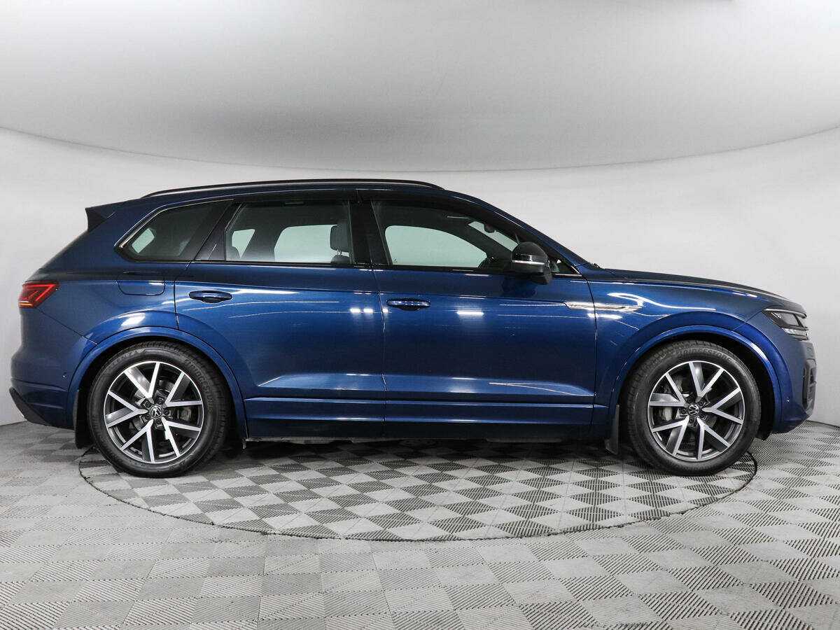 Volkswagen Touareg с пробегом — 2021 год. Фото: #3