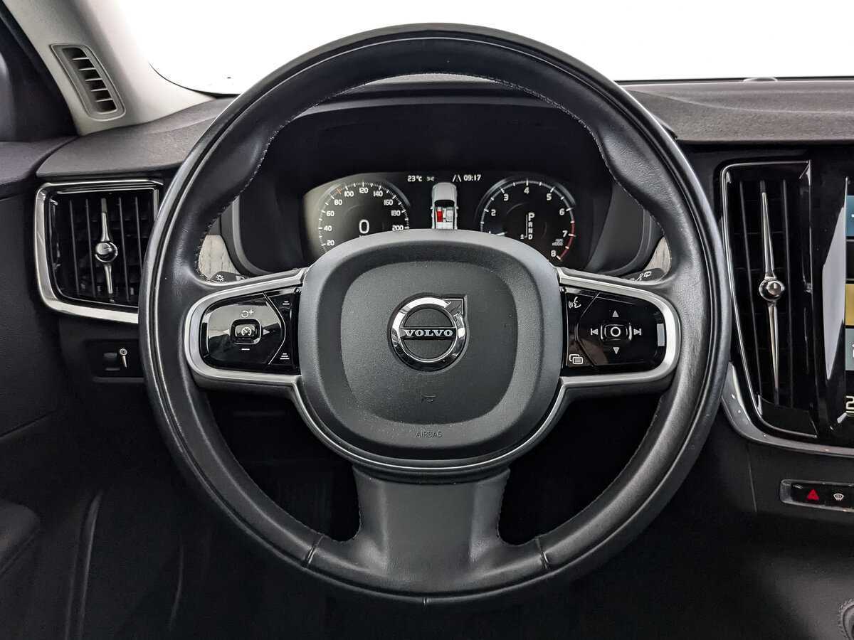 Volvo V90 Cross Country с пробегом — 2021 год. Фото: #16