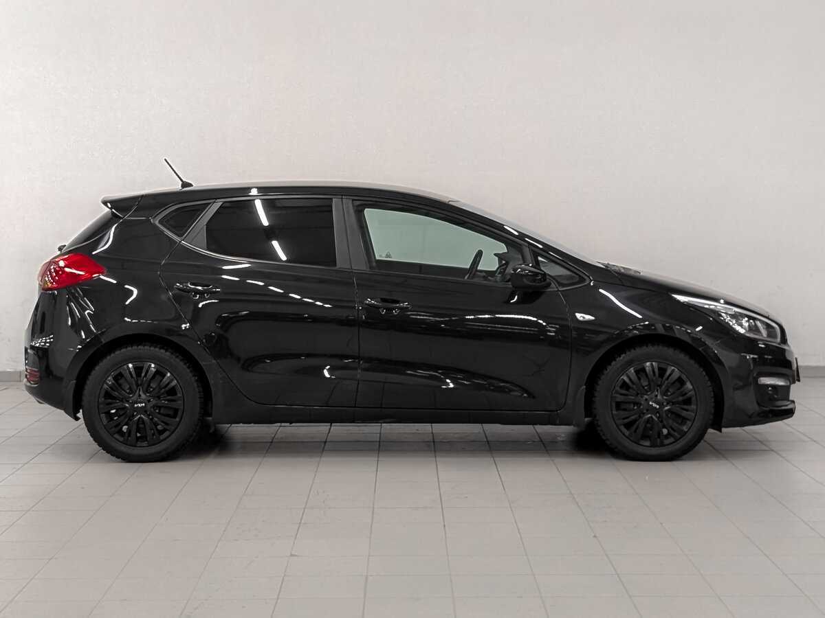 Kia Ceed с пробегом — 2015 год. Фото: #3