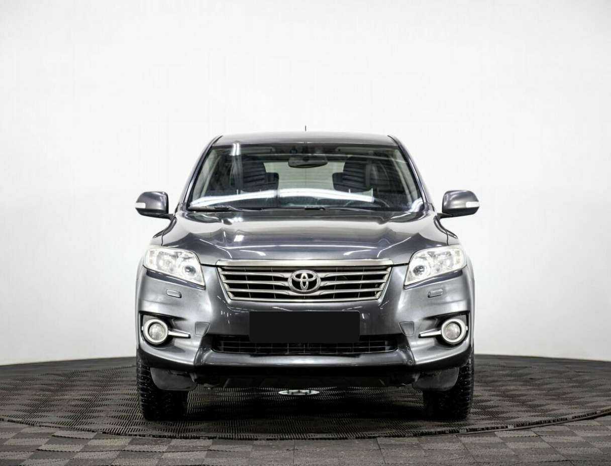 Toyota RAV4 с пробегом — 2011 год. Фото: #1