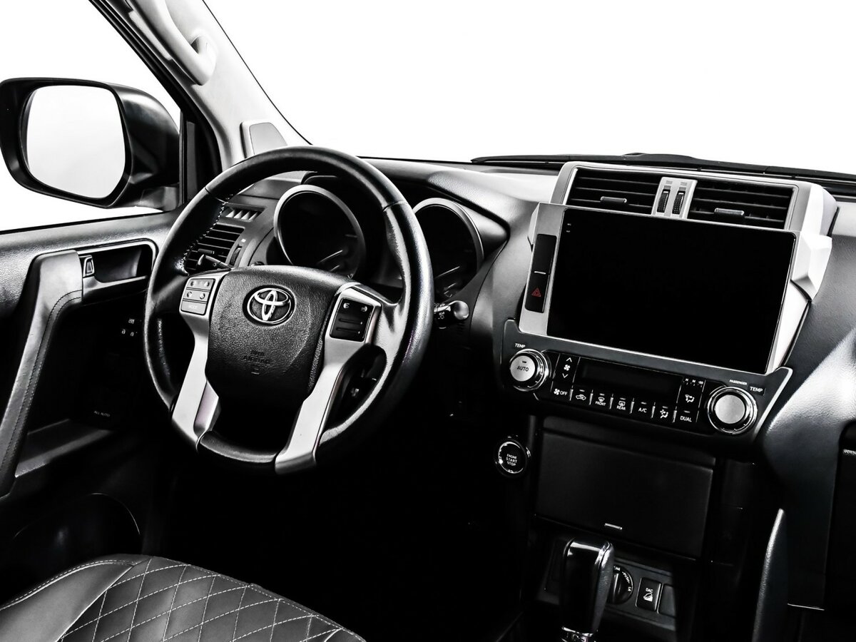Toyota Land Cruiser Prado с пробегом — 2013 год. Фото: #6