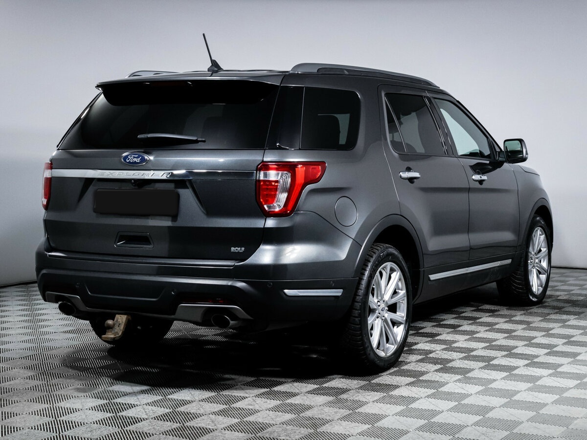 Ford Explorer с пробегом — 2019 год. Фото: #4