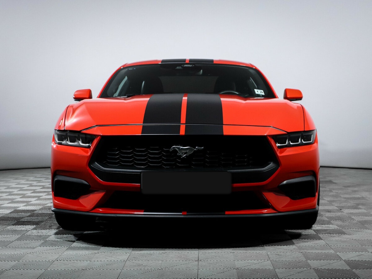 Ford Mustang с пробегом — 2024 год. Фото: #1