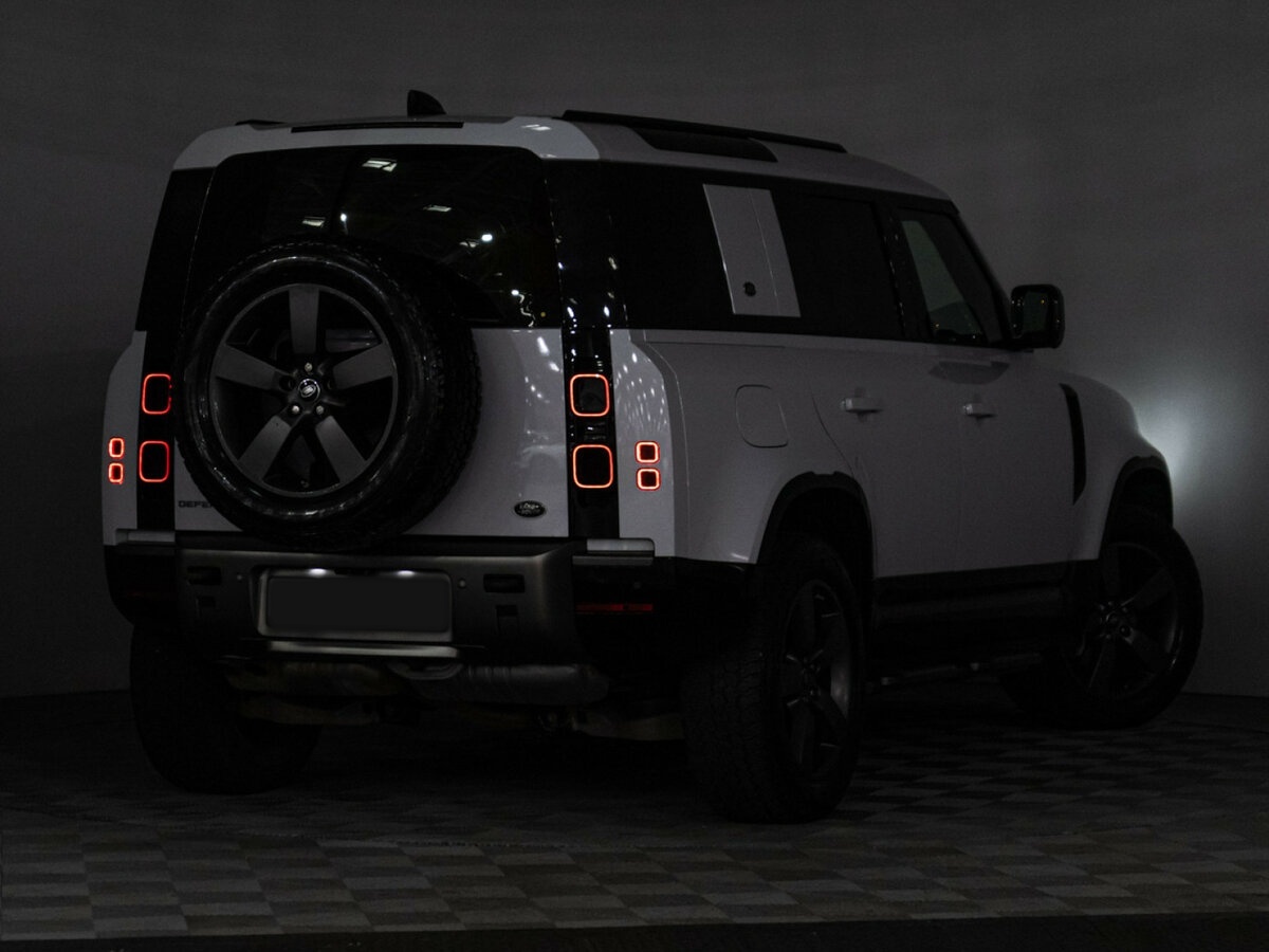 Land Rover Defender с пробегом — 2020 год. Фото: #22