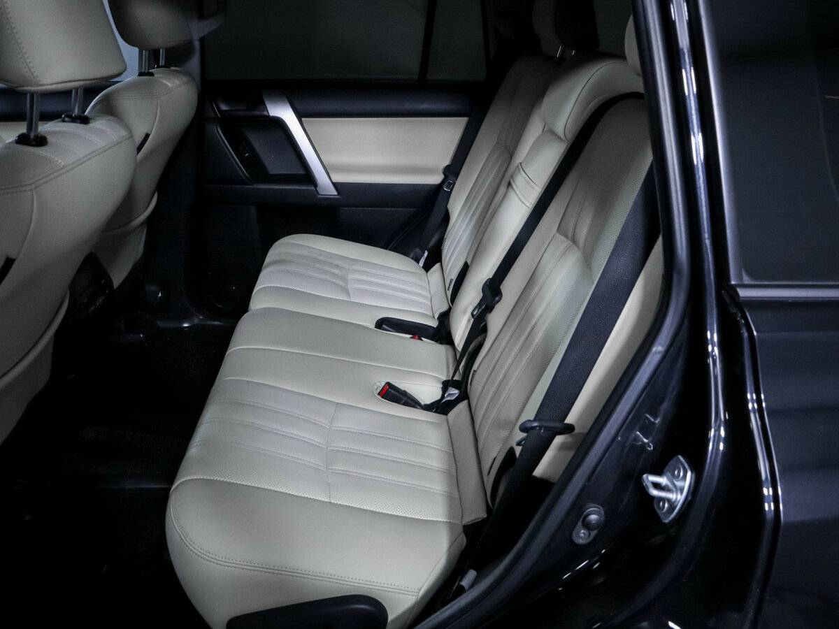 Toyota Land Cruiser Prado с пробегом — 2021 год. Фото: #9