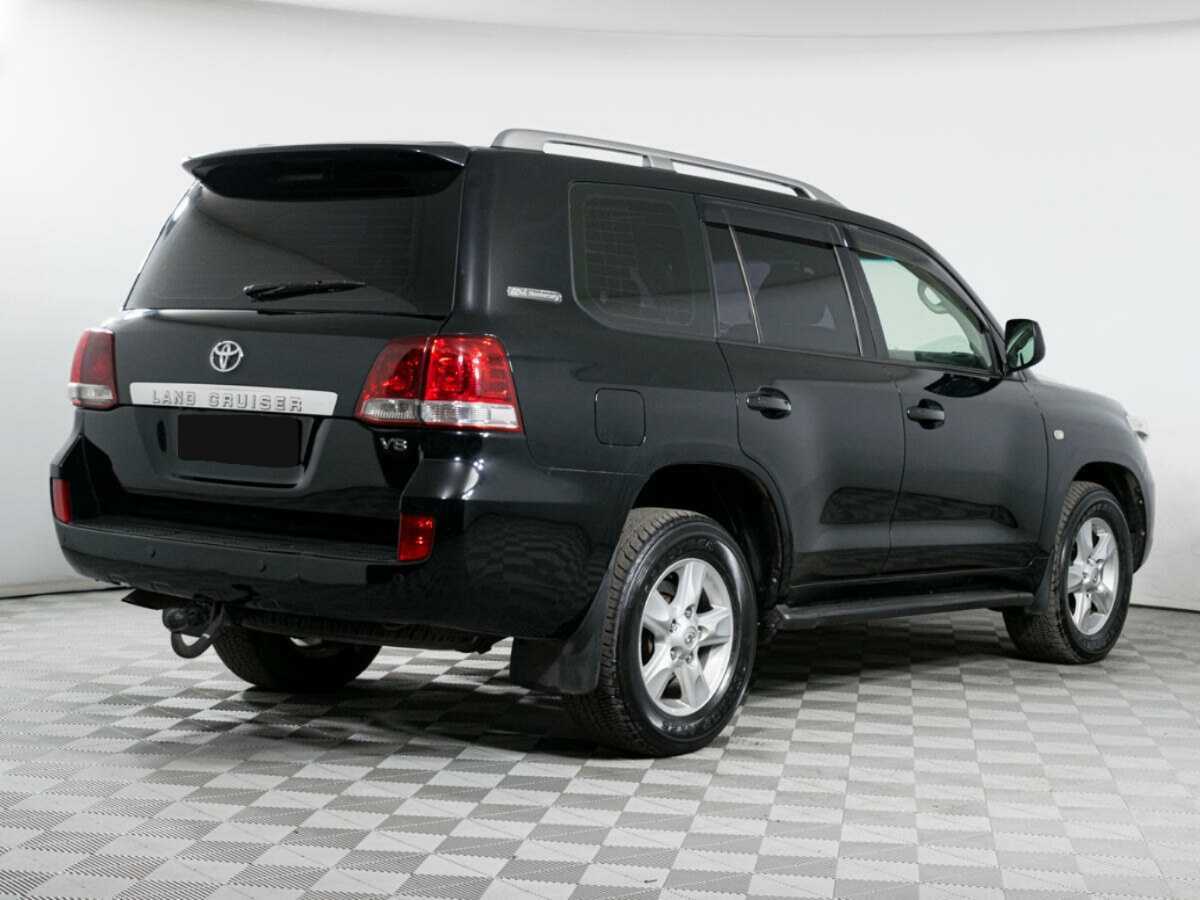 Toyota Land Cruiser с пробегом — 2011 год. Фото: #4