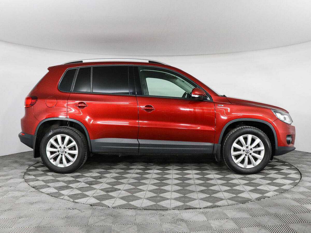 Volkswagen Tiguan с пробегом — 2016 год. Фото: #3