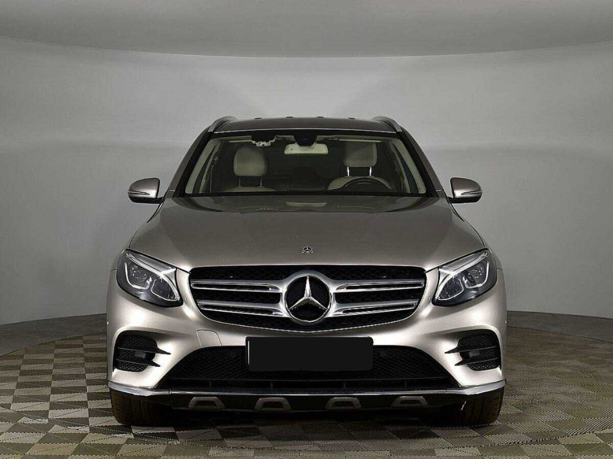 Mercedes-Benz GLC с пробегом — 2019 год. Фото: #2