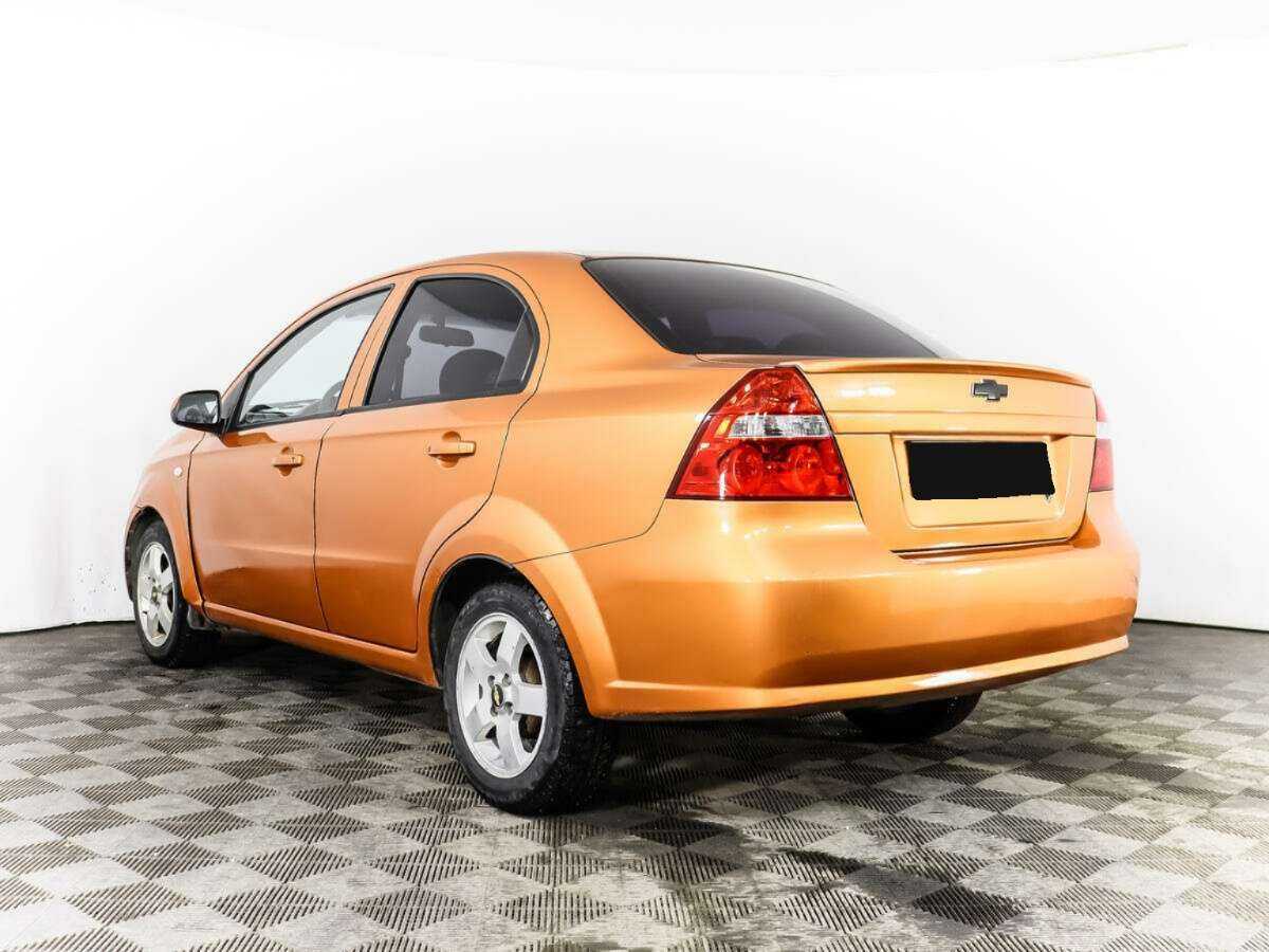 Chevrolet Aveo с пробегом — 2007 год. Фото: #6