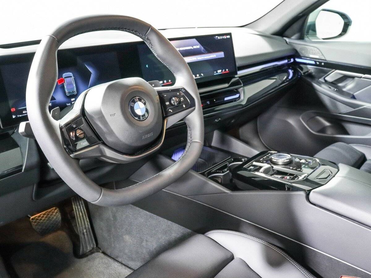 BMW 5 серии с пробегом — 2023 год. Фото: #13